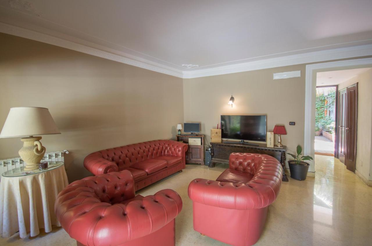 Etnea Suite 668 Catania Luaran gambar